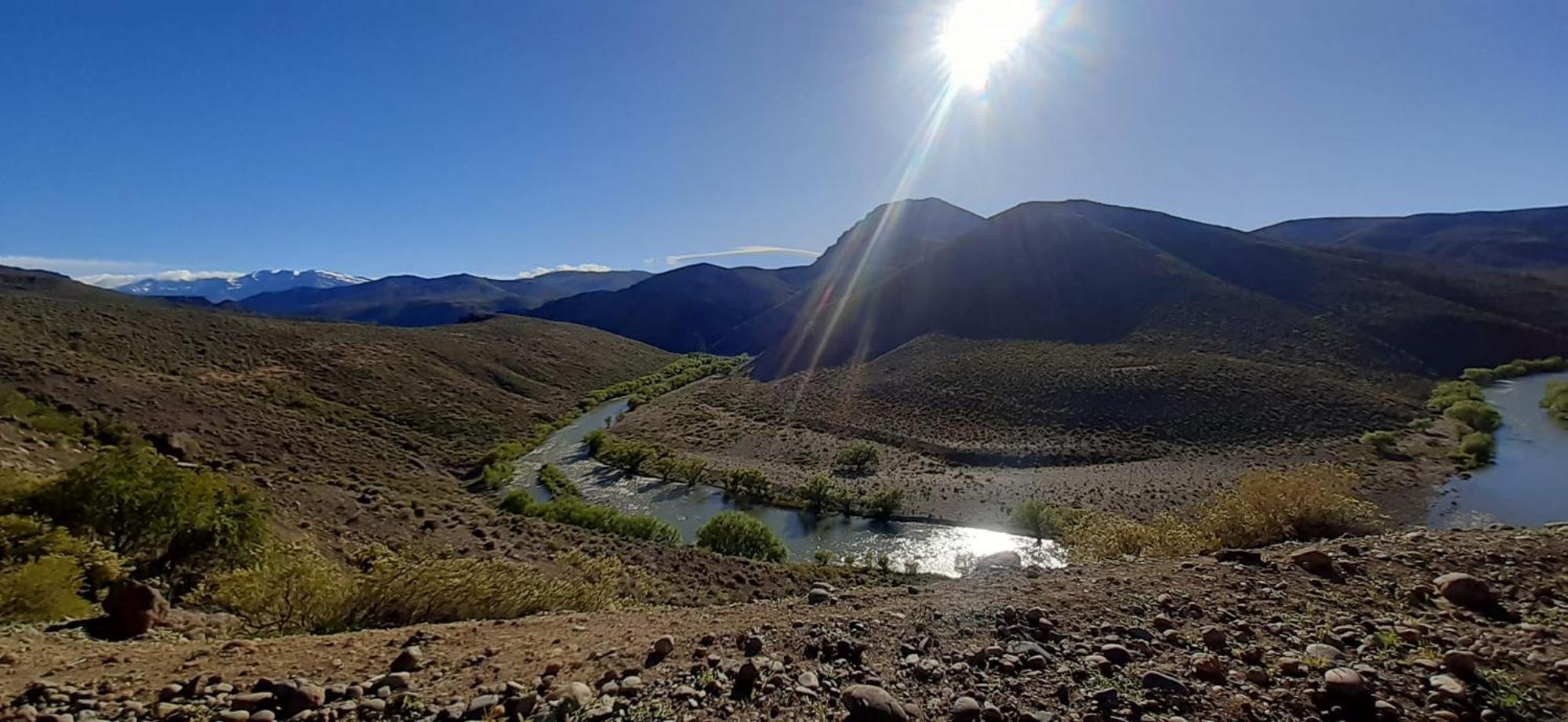 Bardas Del Limay Dormi-Con Hidromasaje - Totalmente Equipado Plottier Exterior foto